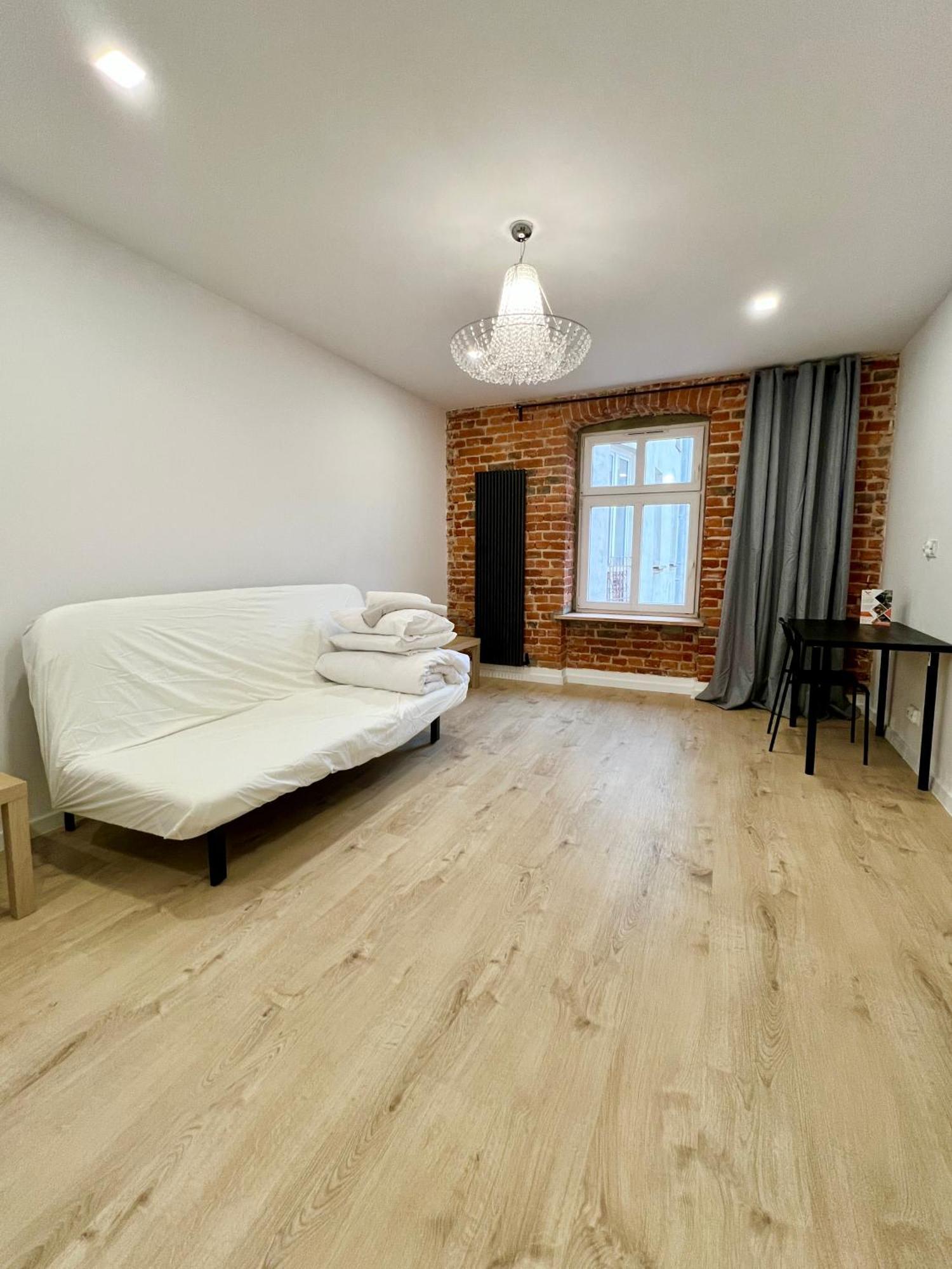 Aparthotel Industrial Rooms Лодзь Екстер'єр фото